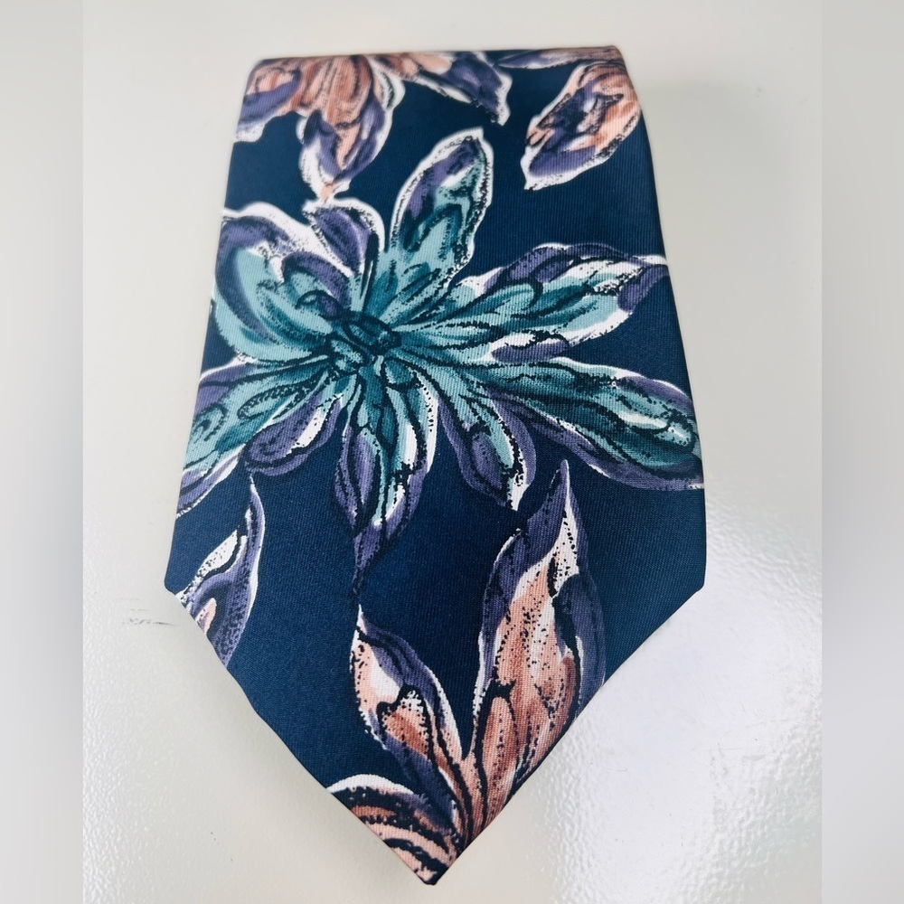 Givenchy 100% silk tie